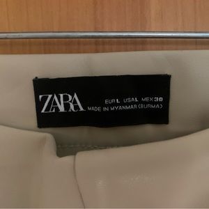 Faux leather leggings